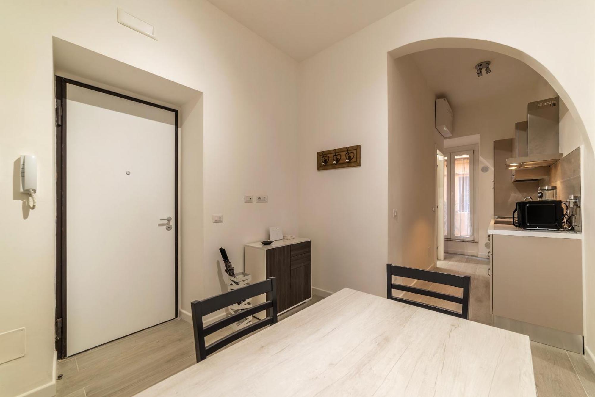 Terme Di Traiano Apartment - 10 Min Dal Colosseo Rome Bagian luar foto